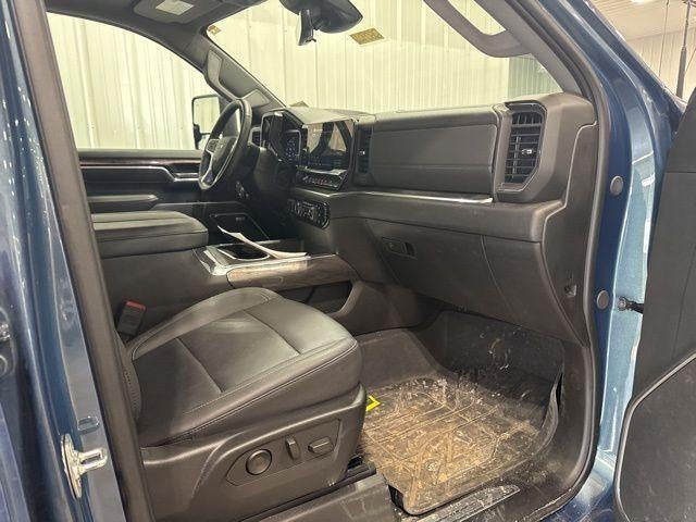 2025 Chevrolet Silverado 3500 HD Crew Cab Standard Box 4-Wheel Drive LTZ