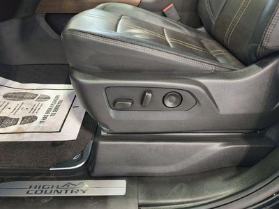 2025 Chevrolet Silverado 3500 HD Crew Cab Standard Box 4-Wheel Drive High Country