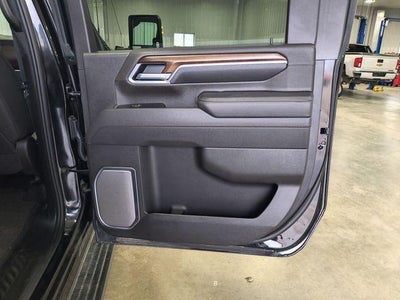 2025 Chevrolet Silverado 3500 HD Crew Cab Standard Box 4-Wheel Drive High Country