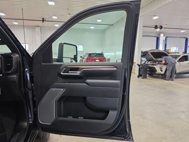 2025 Chevrolet Silverado 3500 HD Crew Cab Standard Box 4-Wheel Drive High Country