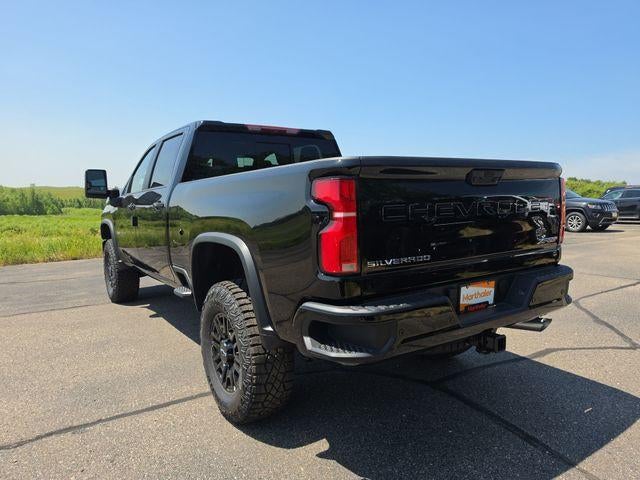 2026 Chevrolet Silverado 2500 HD Crew Cab Standard Box 4-Wheel Drive ZR2