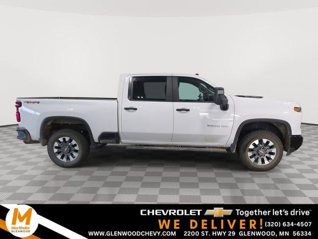 2024 Chevrolet Silverado 2500 HD Crew Cab Standard Box 4-Wheel Drive Custom