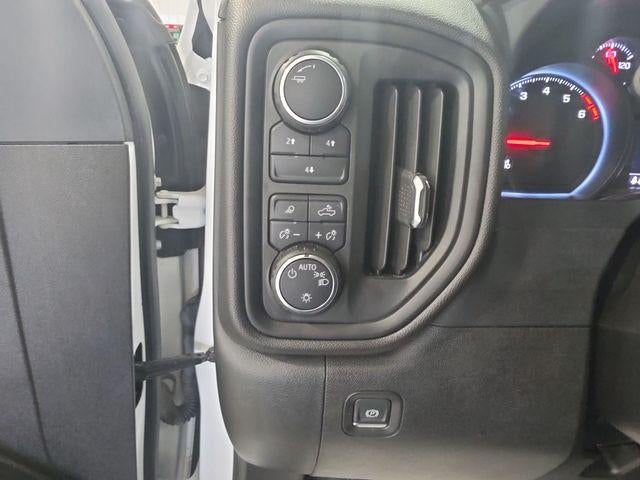 2024 Chevrolet Silverado 2500 HD Crew Cab Standard Box 4-Wheel Drive Custom