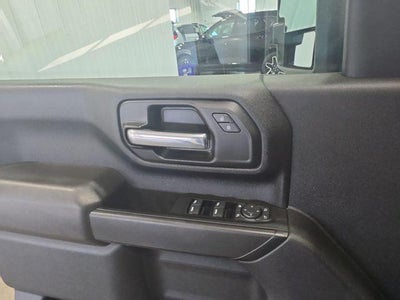 2024 Chevrolet Silverado 2500 HD Crew Cab Standard Box 4-Wheel Drive Custom