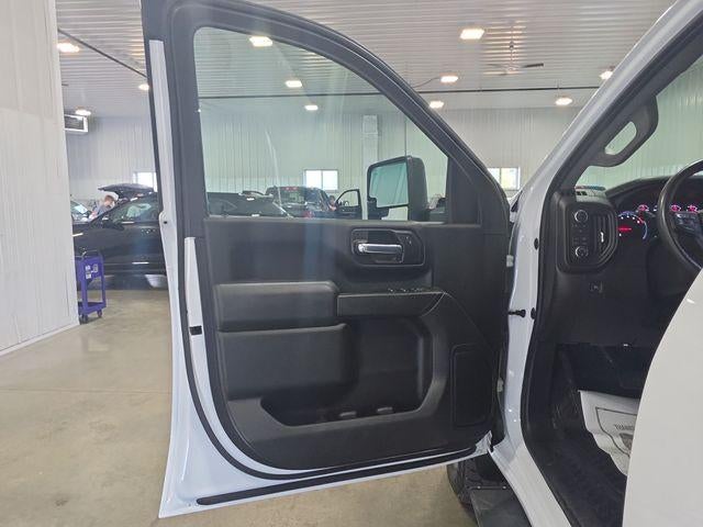 2024 Chevrolet Silverado 2500 HD Crew Cab Standard Box 4-Wheel Drive Custom