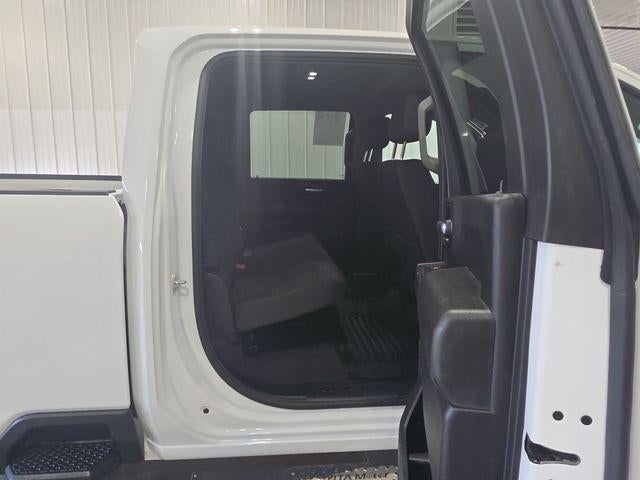 2024 Chevrolet Silverado 2500 HD Crew Cab Standard Box 4-Wheel Drive Custom