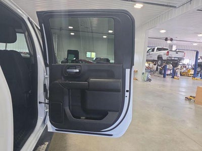 2024 Chevrolet Silverado 2500 HD Crew Cab Standard Box 4-Wheel Drive Custom
