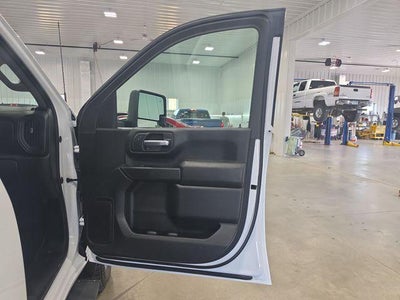 2024 Chevrolet Silverado 2500 HD Crew Cab Standard Box 4-Wheel Drive Custom