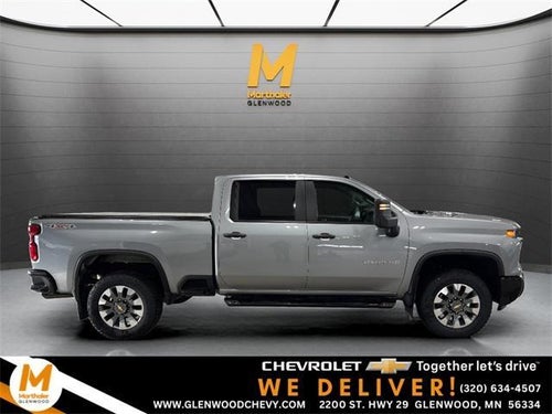 2024 Chevrolet Silverado 2500 HD Crew Cab Standard Box 4-Wheel Drive Custom