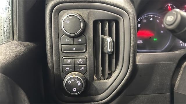 2024 Chevrolet Silverado 2500 HD Crew Cab Standard Box 4-Wheel Drive Custom