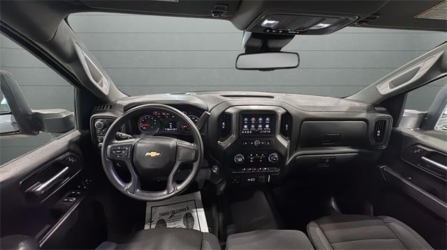 2024 Chevrolet Silverado 2500 HD Crew Cab Standard Box 4-Wheel Drive Custom