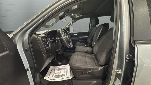 2024 Chevrolet Silverado 2500 HD Crew Cab Standard Box 4-Wheel Drive Custom