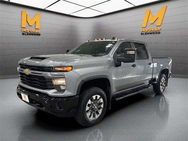 2024 Chevrolet Silverado 2500 HD Crew Cab Standard Box 4-Wheel Drive Custom