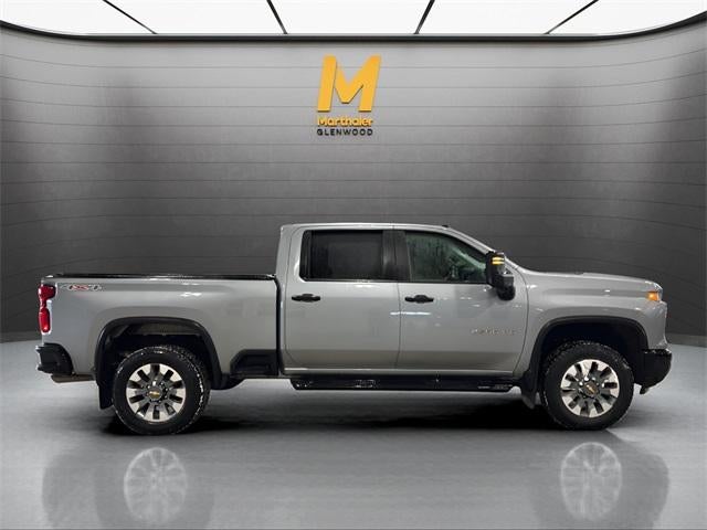 2024 Chevrolet Silverado 2500 HD Crew Cab Standard Box 4-Wheel Drive Custom