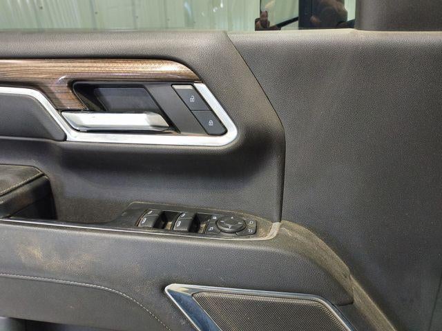 2024 Chevrolet Silverado 3500 HD Crew Cab Standard Box 4-Wheel Drive LT