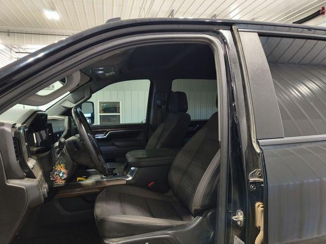 2024 Chevrolet Silverado 3500 HD Crew Cab Standard Box 4-Wheel Drive LT
