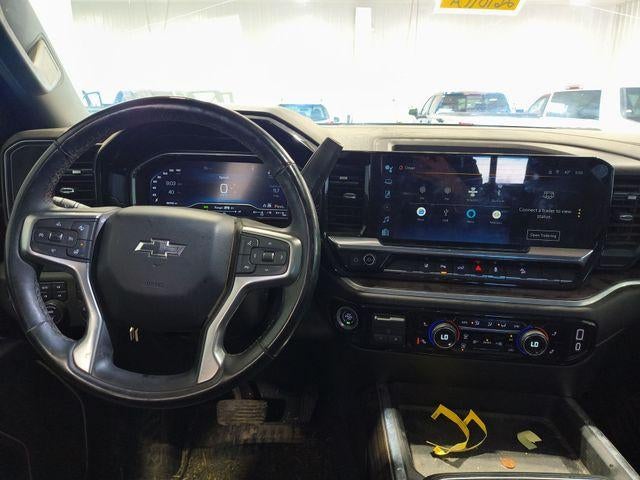2024 Chevrolet Silverado 3500 HD Crew Cab Standard Box 4-Wheel Drive LT