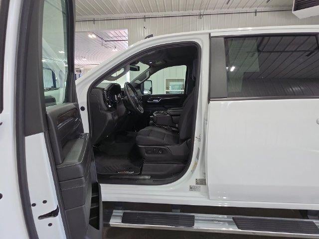 2024 Chevrolet Silverado 3500 HD Crew Cab Standard Box 4-Wheel Drive LT
