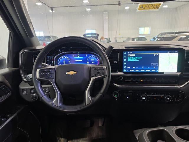 2024 Chevrolet Silverado 3500 HD Crew Cab Standard Box 4-Wheel Drive LT