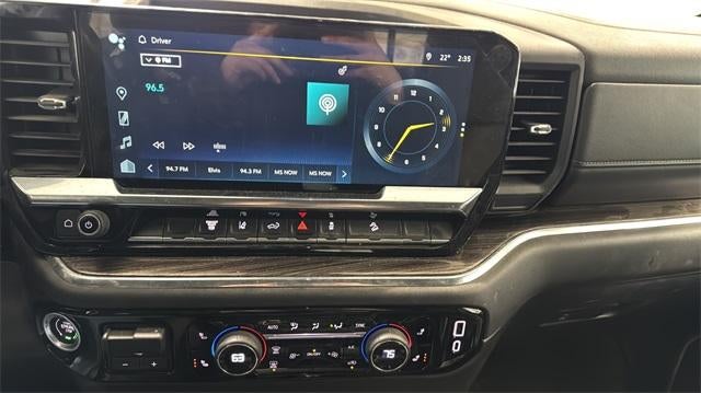 2024 Chevrolet Silverado 3500 HD Crew Cab Standard Box 4-Wheel Drive LT