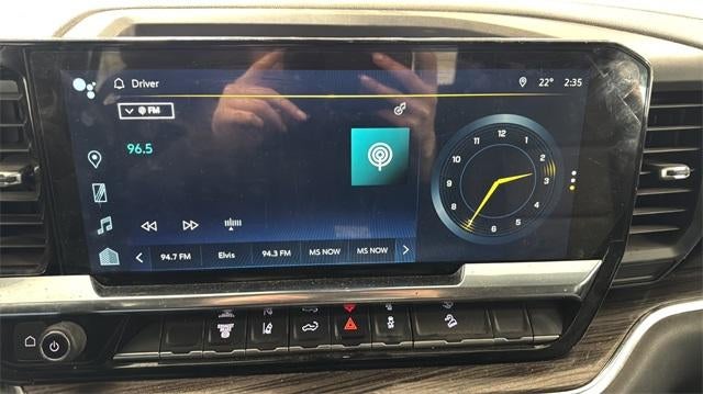 2024 Chevrolet Silverado 3500 HD Crew Cab Standard Box 4-Wheel Drive LT