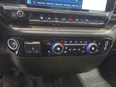 2024 Chevrolet Silverado 3500 HD Crew Cab Standard Box 4-Wheel Drive LT