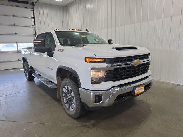 2024 Chevrolet Silverado 3500 HD Crew Cab Standard Box 4-Wheel Drive LT