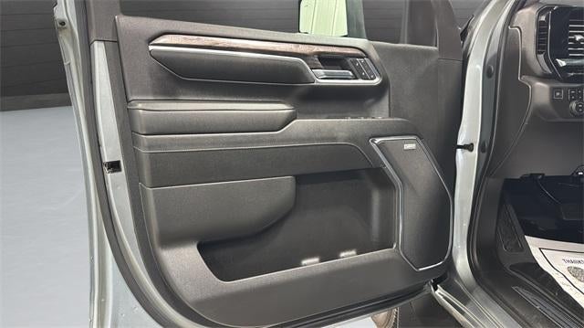 2024 Chevrolet Silverado 3500 HD Crew Cab Standard Box 4-Wheel Drive LTZ