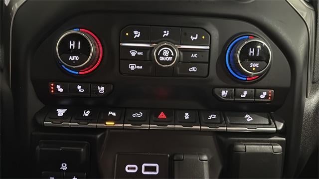 2022 Chevrolet Silverado 3500 HD Crew Cab Standard Box 4-Wheel Drive LTZ