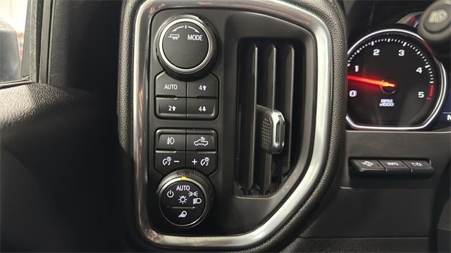 2022 Chevrolet Silverado 3500 HD Crew Cab Standard Box 4-Wheel Drive LTZ