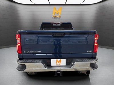 2022 Chevrolet Silverado 3500 HD Crew Cab Standard Box 4-Wheel Drive LTZ