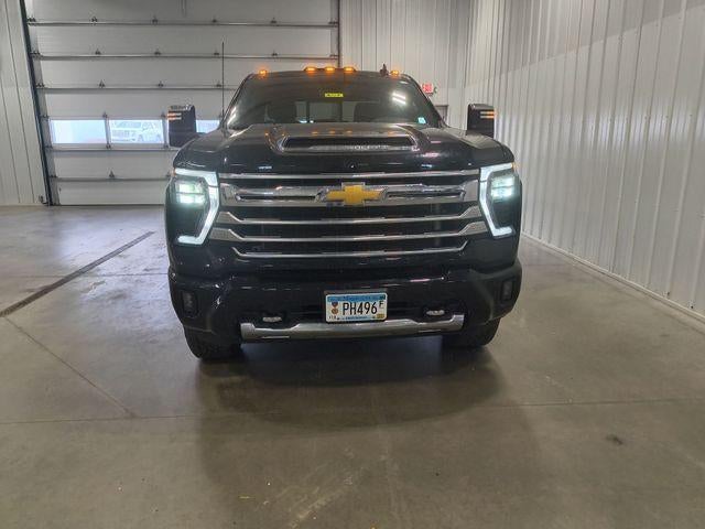 2024 Chevrolet Silverado 3500 HD Crew Cab Standard Box 4-Wheel Drive High Country