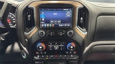 2022 Chevrolet Silverado 3500 HD Crew Cab Standard Box 4-Wheel Drive High Country