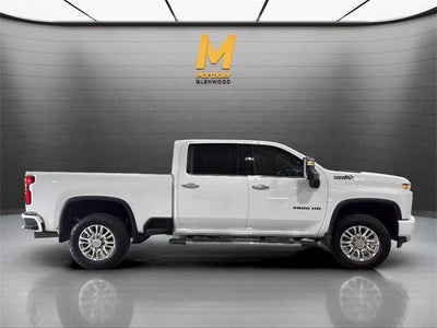 2022 Chevrolet Silverado 3500 HD Crew Cab Standard Box 4-Wheel Drive High Country