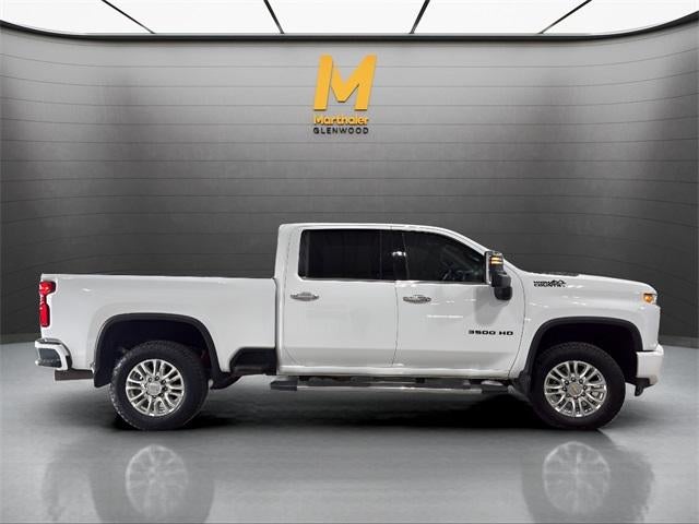 2022 Chevrolet Silverado 3500 HD Crew Cab Standard Box 4-Wheel Drive High Country