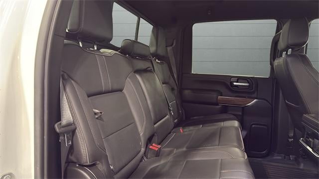 2022 Chevrolet Silverado 3500 HD Crew Cab Standard Box 4-Wheel Drive High Country