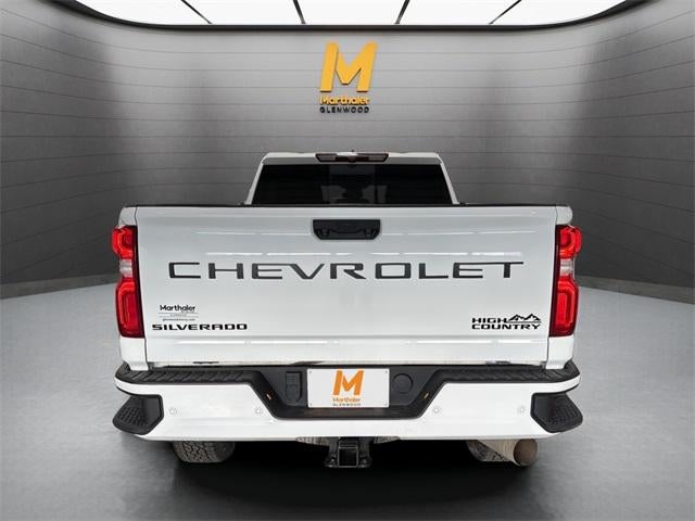 2022 Chevrolet Silverado 3500 HD Crew Cab Standard Box 4-Wheel Drive High Country
