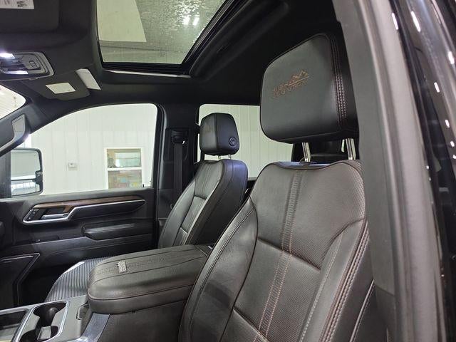 2024 Chevrolet Silverado 3500 HD Crew Cab Standard Box 4-Wheel Drive High Country