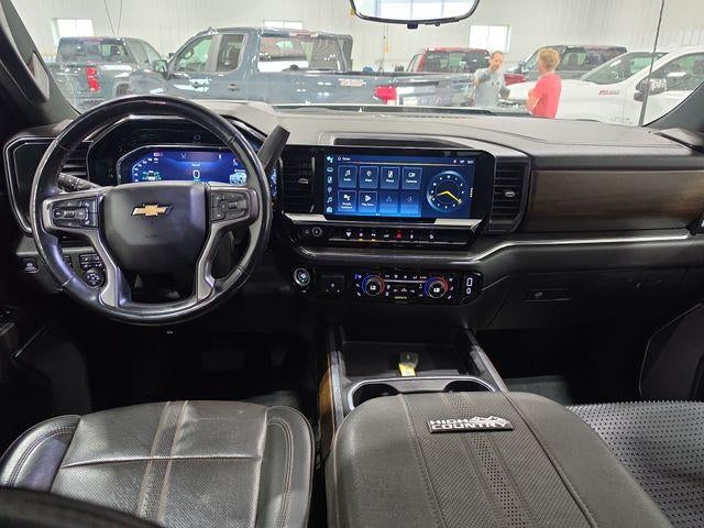 2024 Chevrolet Silverado 3500 HD Crew Cab Standard Box 4-Wheel Drive High Country