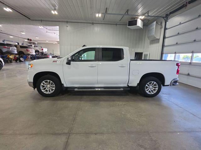 2024 Chevrolet Silverado 1500 Crew Cab Short Box 4-Wheel Drive LT 1LT