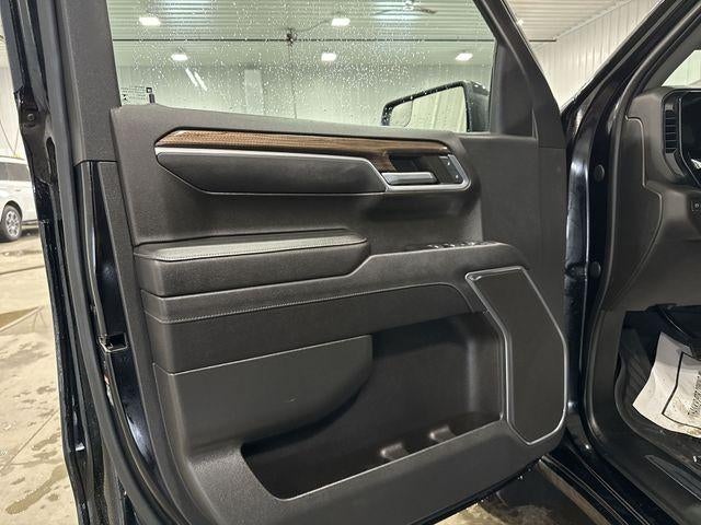 2023 Chevrolet Silverado 1500 Crew Cab Short Box 4-Wheel Drive RST