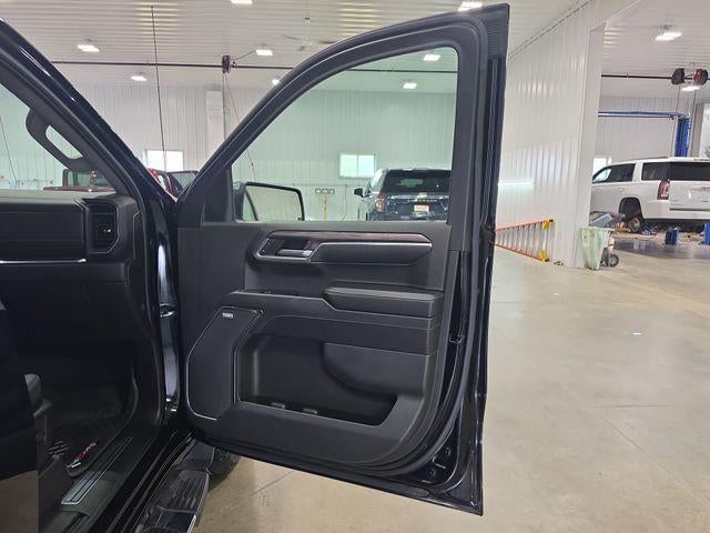 2024 Chevrolet Silverado 1500 Crew Cab Short Box 4-Wheel Drive LTZ