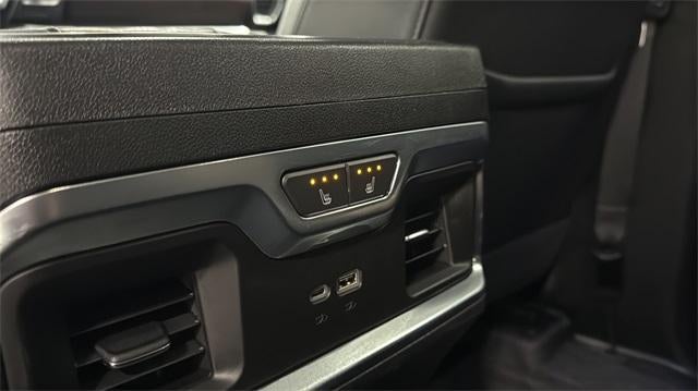 2023 Chevrolet Silverado 1500 Crew Cab Short Box 4-Wheel Drive High Country