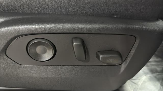 2023 Chevrolet Silverado 1500 Crew Cab Short Box 4-Wheel Drive High Country