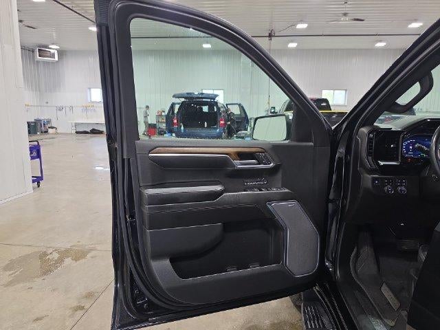 2024 Chevrolet Silverado 1500 Crew Cab Short Box 4-Wheel Drive High Country
