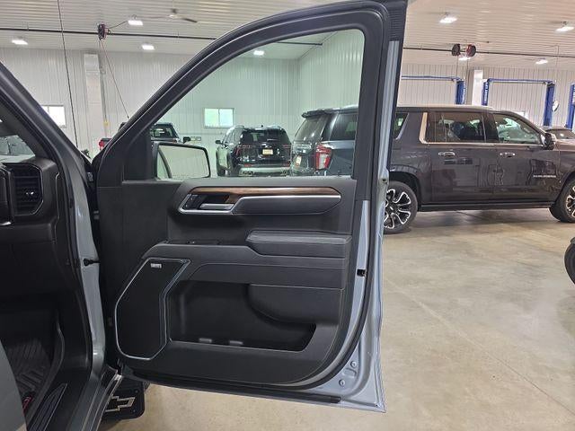 2025 Chevrolet Silverado 1500 Crew Cab Short Box 4-Wheel Drive RST