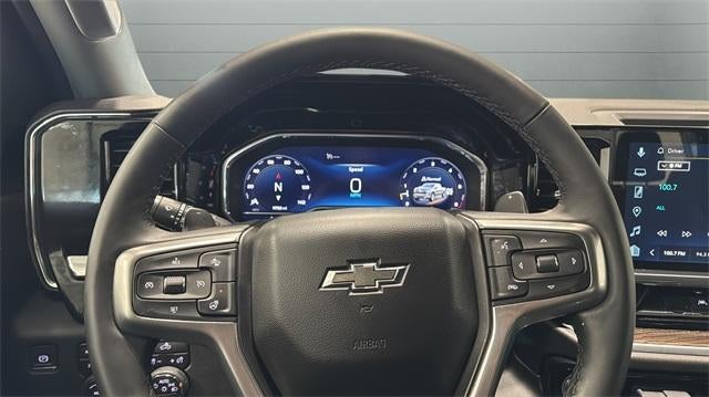 2025 Chevrolet Silverado 1500 Crew Cab Short Box 4-Wheel Drive RST