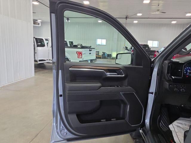 2026 Chevrolet Silverado 1500 Crew Cab Short Box 4-Wheel Drive RST