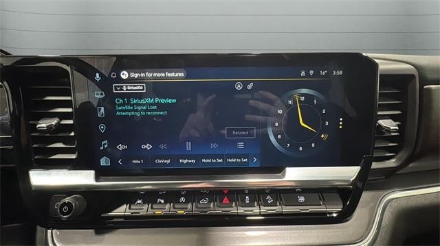 2025 Chevrolet Silverado 1500 Crew Cab Short Box 4-Wheel Drive High Country