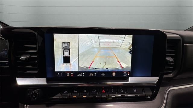 2025 Chevrolet Silverado 1500 Crew Cab Short Box 4-Wheel Drive High Country